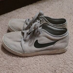Kids Nike Light Gray Canvas Sneakers with Black Logo